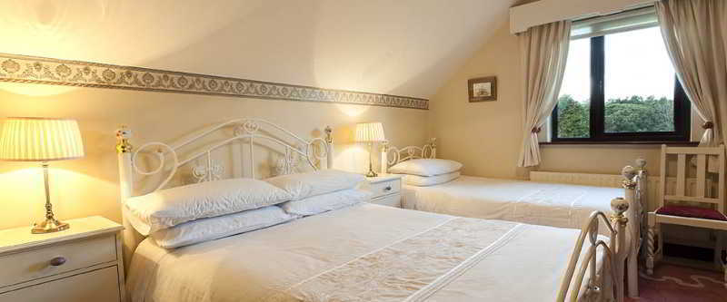 Crossriver Bed And Breakfast Oughterard Extérieur photo